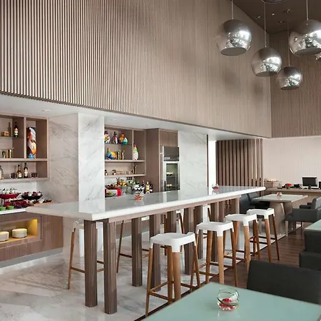 Doubletree By Hilton Jakarta - Diponegoro 